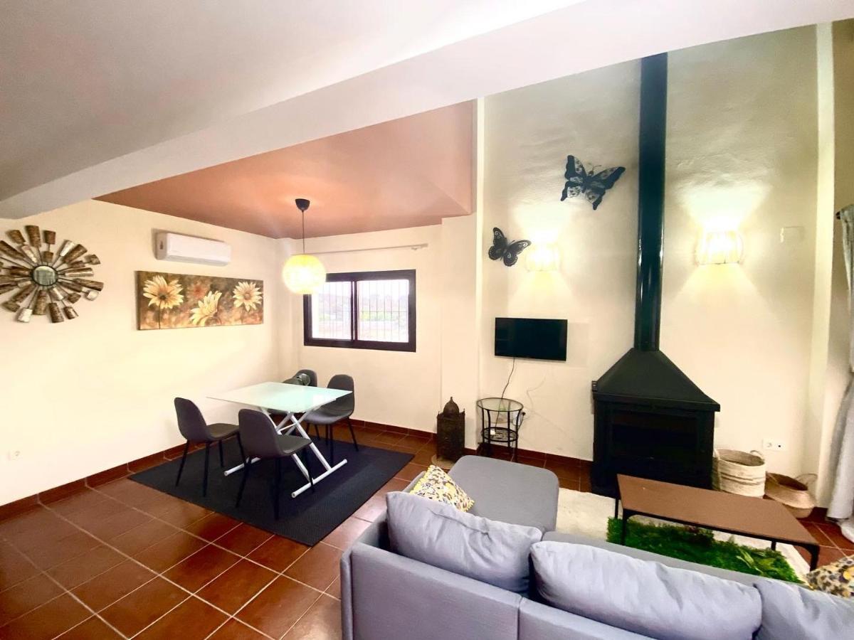 Casita Rural Sierra De Sevilla, Combina Una Maravilla Bagian luar foto