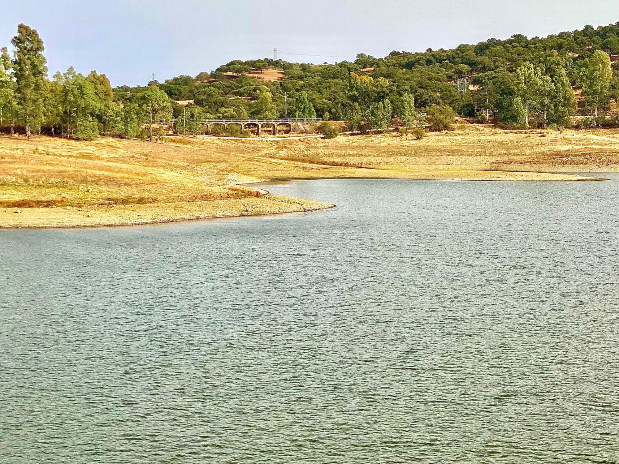 Casita Rural Sierra De Sevilla, Combina Una Maravilla Bagian luar foto
