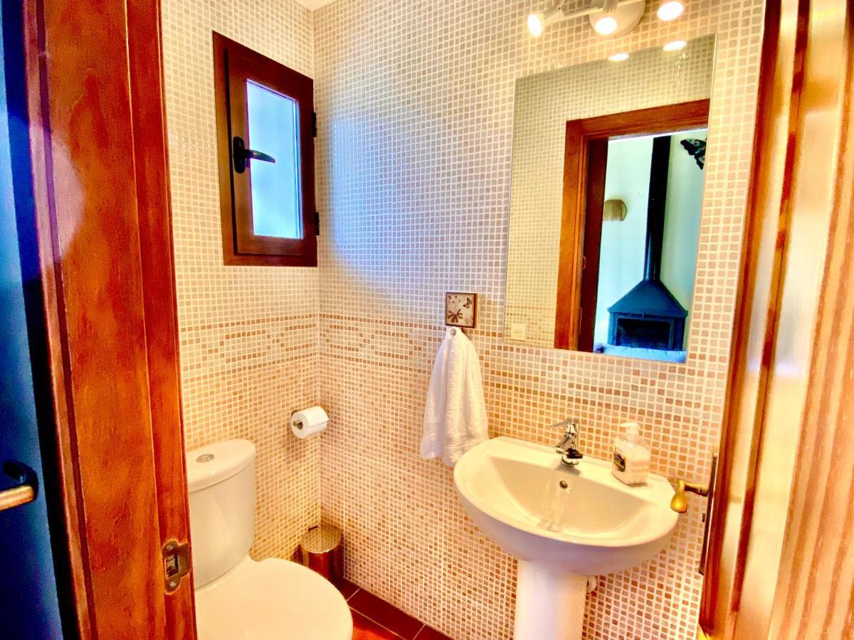 Casita Rural Sierra De Sevilla, Combina Una Maravilla Bagian luar foto